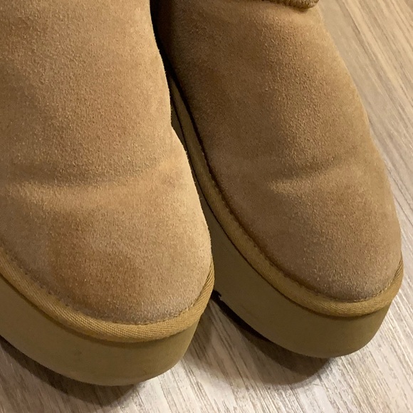 UGG Classic Ultra Mini Platform Boots in Chestnut Size 10 - Picture 6 of 16